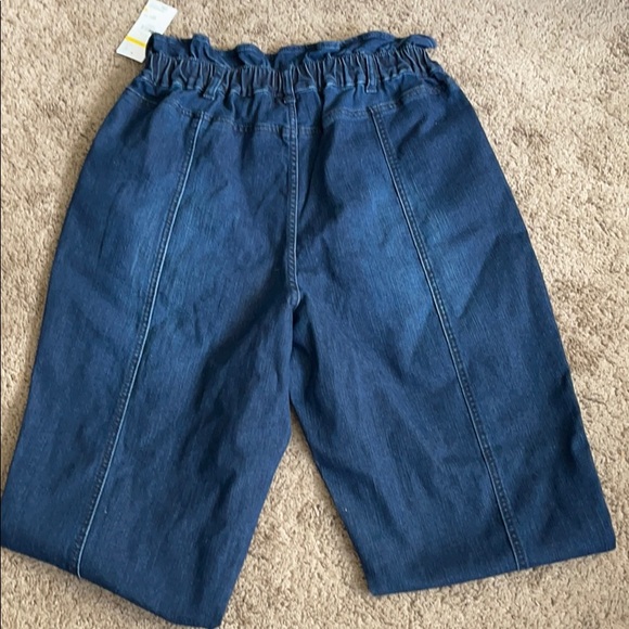 Pants - Picture 2 of 7